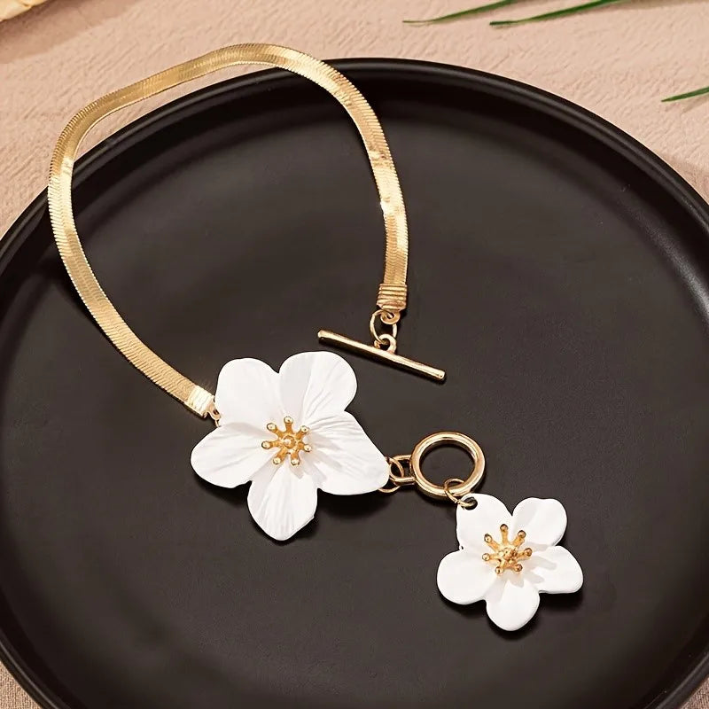 Elegant Chic Flower